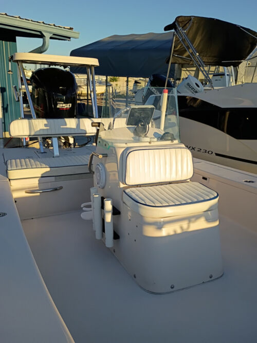 2003 Used Hewes Redfisher 21 Boat - Image 9