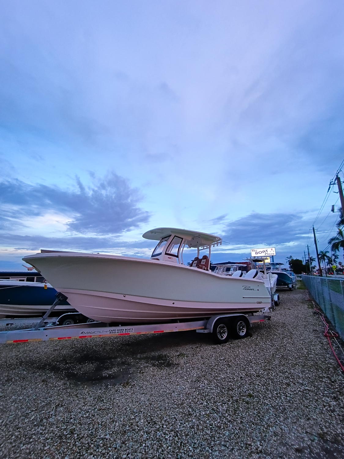 2024 Pioneer 270 Pelagic Center Console Boat #998A Product Photo 004