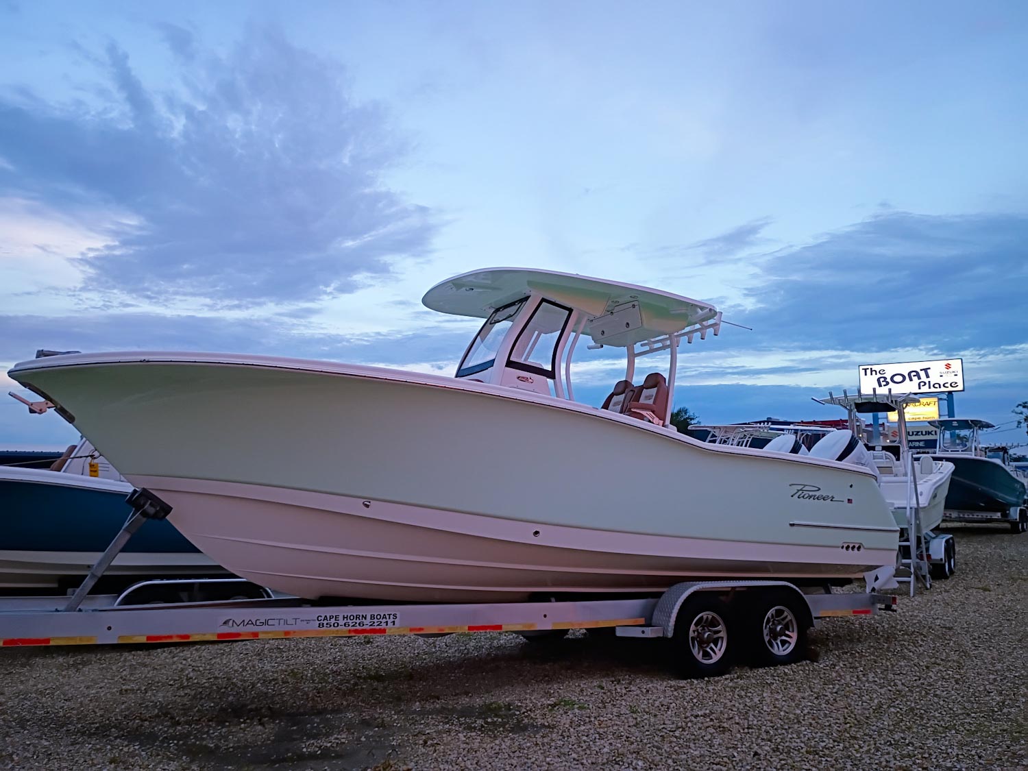 2024 Pioneer 270 Pelagic Center Console Boat #998A Product Photo 005