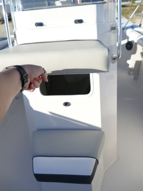 2024 Starcraft SVX 231 CC OB Center Console Boat 78k