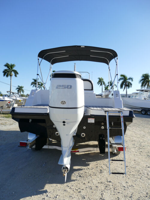 2024 Starcraft SVX 231 CC OB Center Console Boat 78k