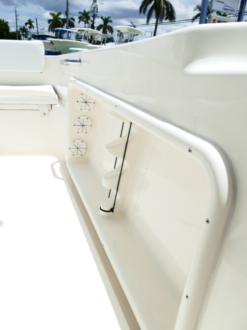 2026 Bulls Bay 230 CC Center Console Boat 17F