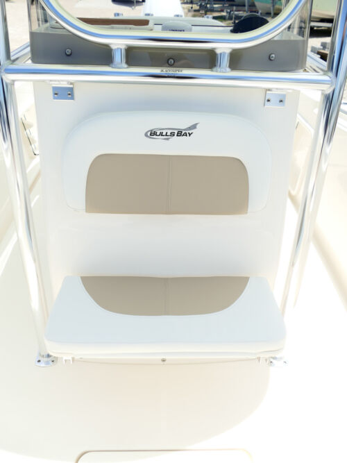 2026 Bulls Bay 230 CC Center Console Boat 17F