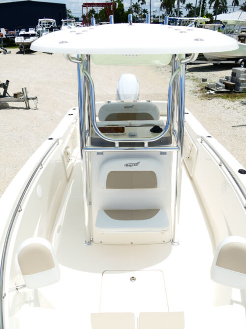2026 Bulls Bay 230 CC Center Console Boat 17F