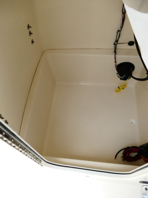2026 Bulls Bay 230 CC Center Console Boat 17F