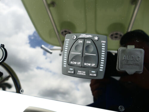 2026 Bulls Bay 230 CC Center Console Boat 17F