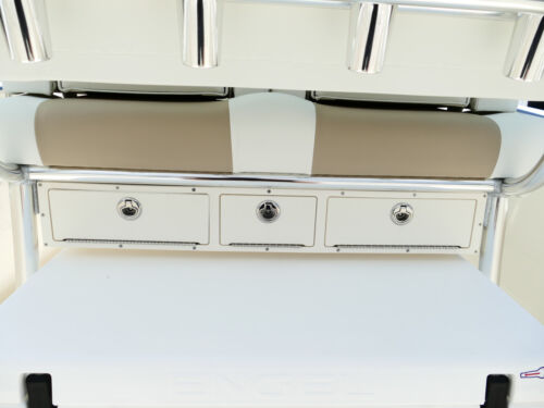 2026 Bulls Bay 230 CC Center Console Boat 17F