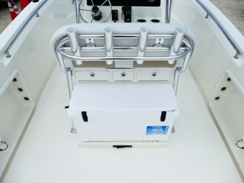 2026 Bulls Bay 230 CC Center Console Boat 17F