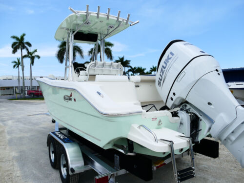 2026 Bulls Bay 230 CC Center Console Boat 17F