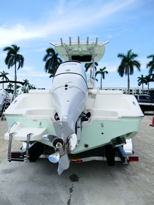 2026 Bulls Bay 230 CC Center Console Boat 17F