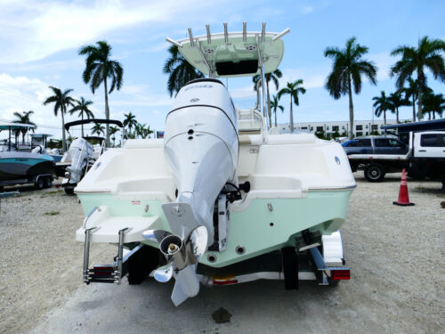 2026 Bulls Bay 230 CC Center Console Boat 17F
