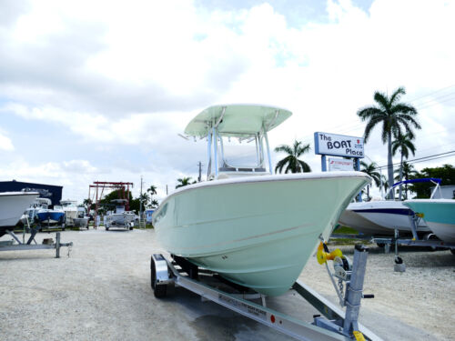 2026 Bulls Bay 230 CC Center Console Boat 17F