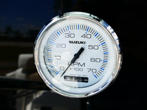 2026 Bulls Bay 2400 CC Center Console Boat 44J