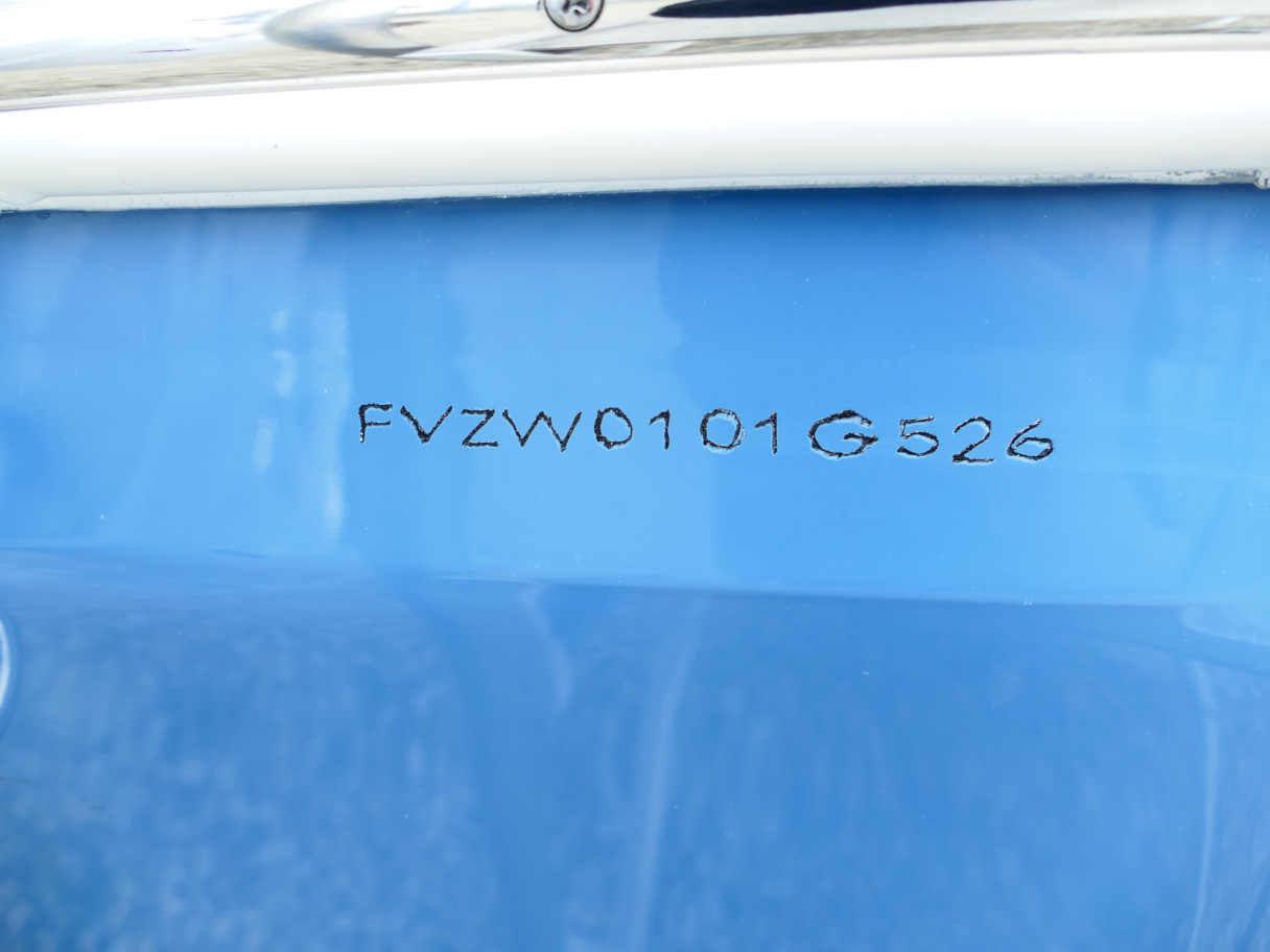 2026 Bulls Bay 255CC 255 CC Center Console Boat Default Product Photo 01G