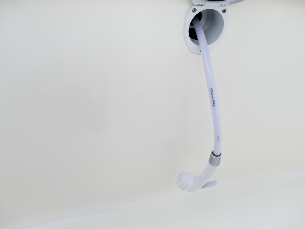 2026 Bulls Bay 255CC 255 CC Center Console Boat Default Product Photo 01G