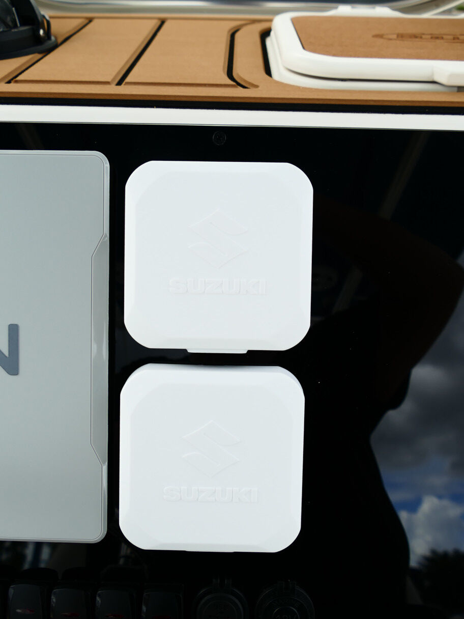 2026 Bulls Bay 255CC 255 CC Center Console Boat Default Product Photo 01G