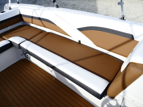 2024 Pioneer 270 Pelagic Center Console Boat #998A Product Photo 002