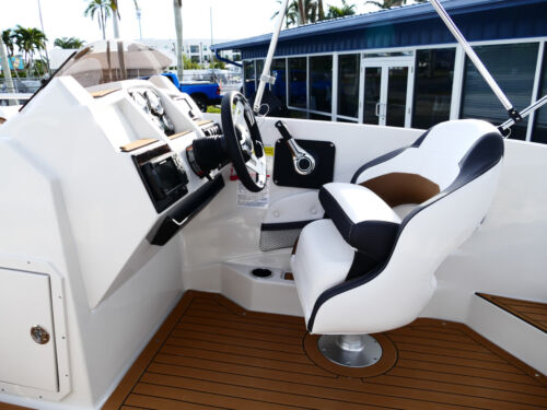 2024 Pioneer 270 Pelagic Center Console Boat #998A Product Photo 002