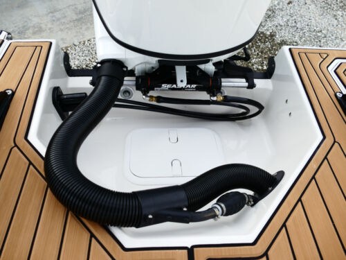 2024 Pioneer 270 Pelagic Center Console Boat #998A Product Photo 002