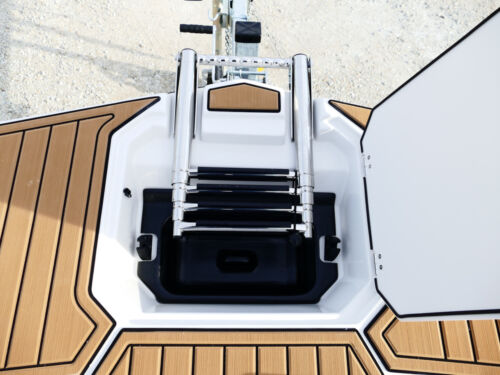 2024 Pioneer 270 Pelagic Center Console Boat #998A Product Photo 002