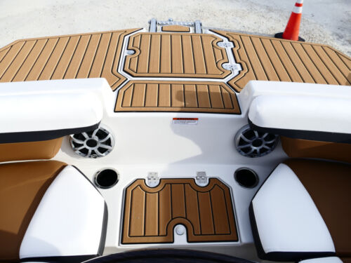 2024 Pioneer 270 Pelagic Center Console Boat #998A Product Photo 002