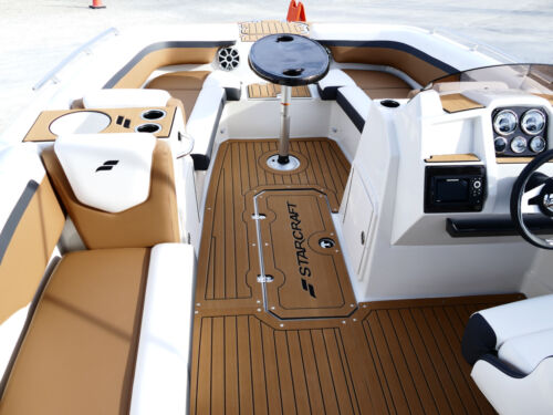 2024 Pioneer 270 Pelagic Center Console Boat #998A Product Photo 002