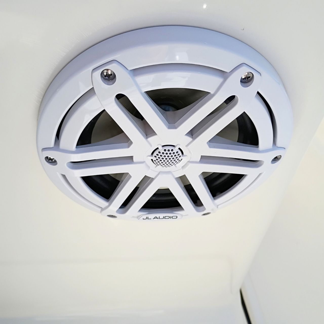 2026 Pioneer 180 Sportfish Steel Blue Bay Boat Product Photo #77A