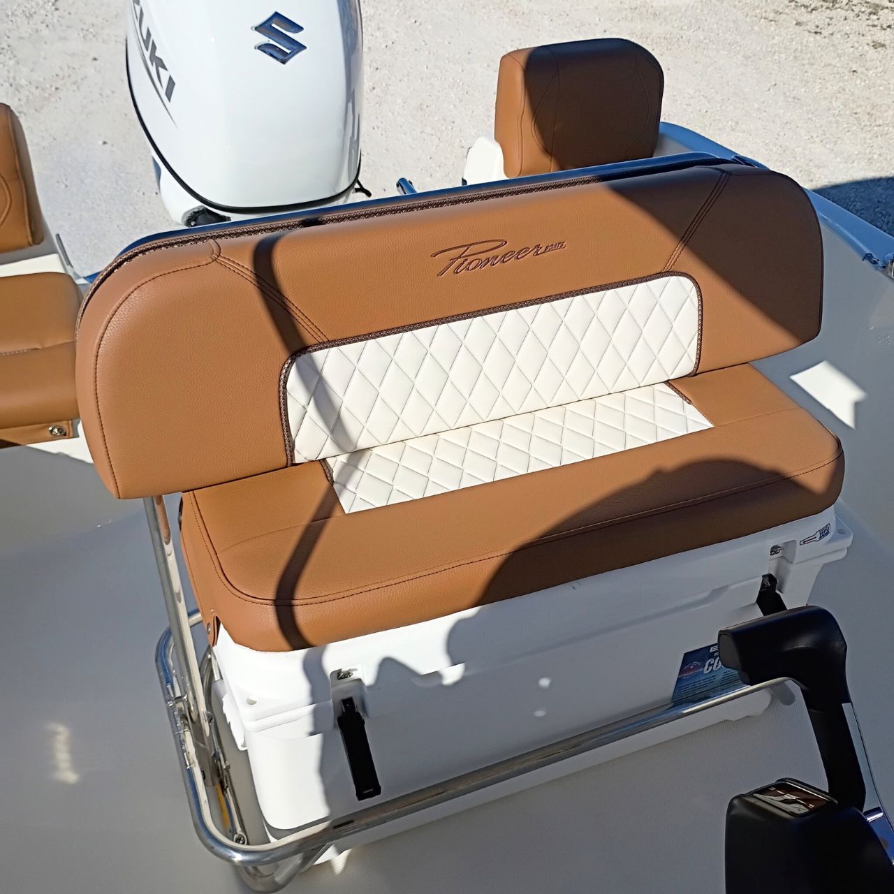 2026 Pioneer 180 Sportfish Steel Blue Bay Boat Product Photo #77A
