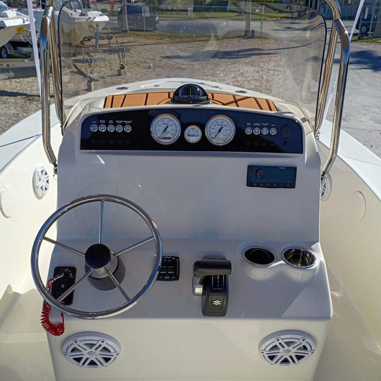 2026 Pioneer 180 Sportfish Steel Blue Bay Boat Product Photo #77A