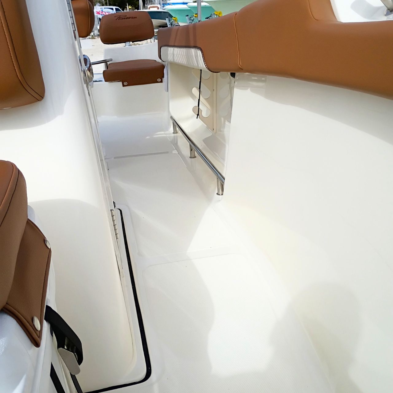 2026 Pioneer 202 Sportfish Bay Boat Product Photos #213A