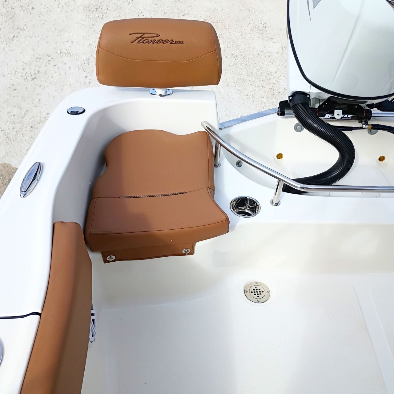 2026 Pioneer 202 Sportfish Bay Boat Product Photos #213A