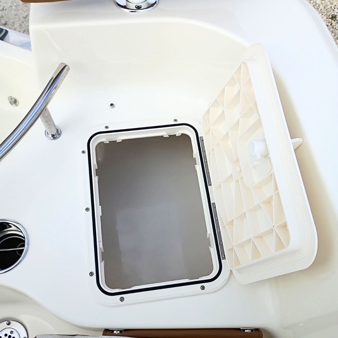 2026 Pioneer 202 Sportfish Bay Boat Product Photos #213A