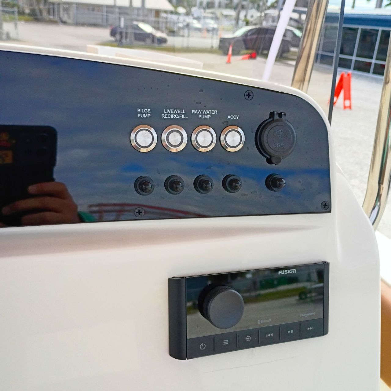 2026 Pioneer 202 Sportfish Bay Boat Product Photos #213A