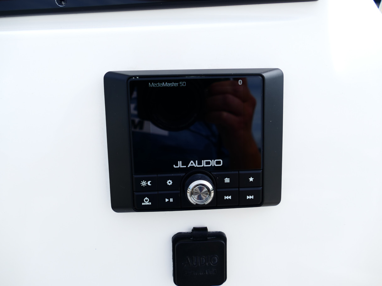 2026 Pioneer 202 Sportfish Seafoam Green Boat #29K Product Photo (2)