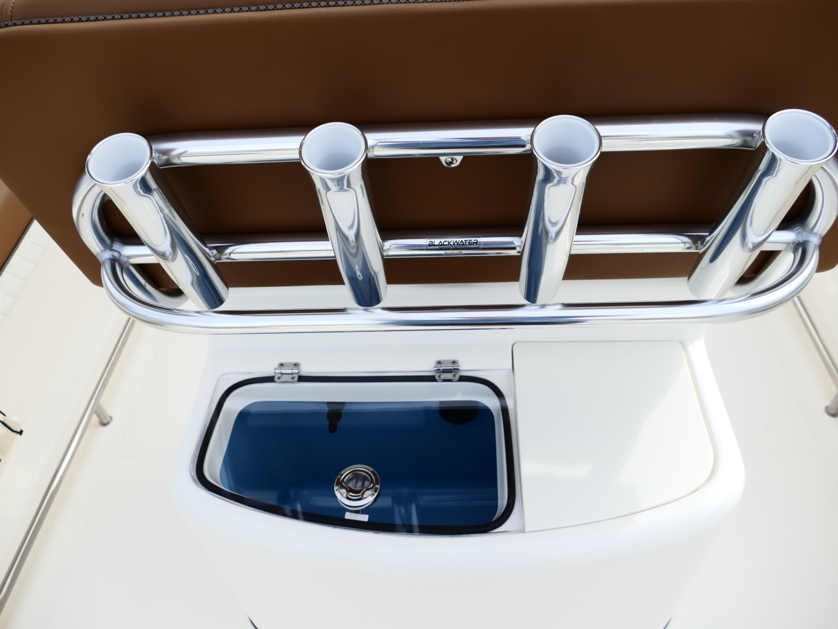 2026 Pioneer 202 Sportfish Seafoam Green Boat #29K Product Photo (2)