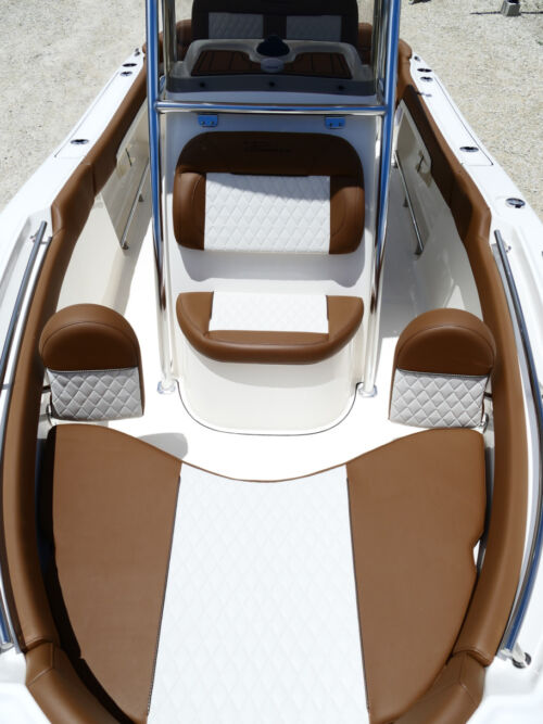 2026 Pioneer 202 islander Center Console Boat 14F
