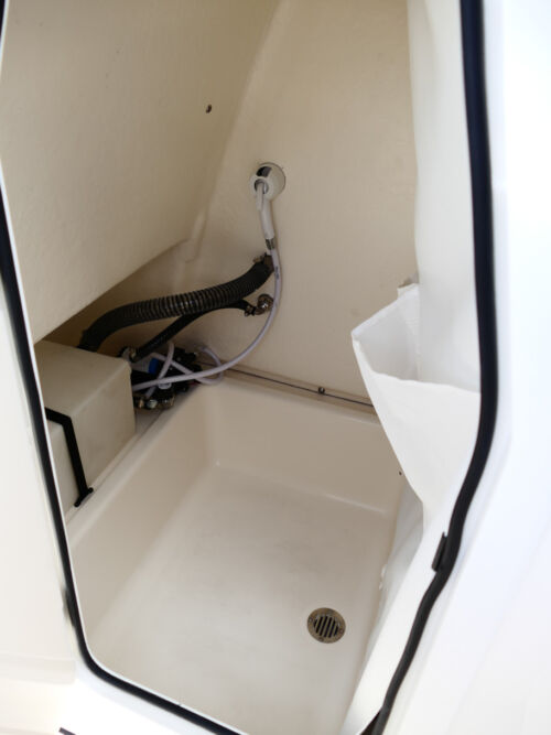 2026 Pioneer 202 islander Center Console Boat 14F