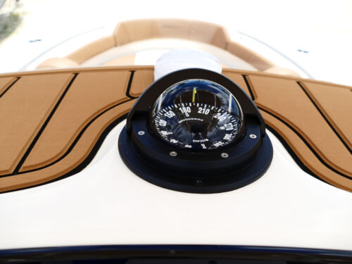 2026 Pioneer 202 islander Center Console Boat 14F