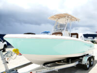 2026 Pioneer 202 islander Center Console Boat 14F
