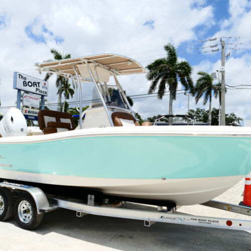 2026 Pioneer 202 islander Center Console Boat 14F