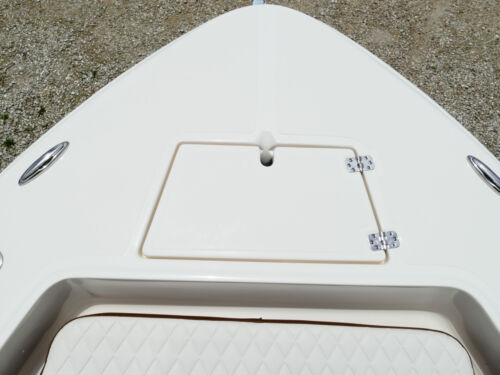 2026 Pioneer 220 Bay Sport Center Console Boat 76F