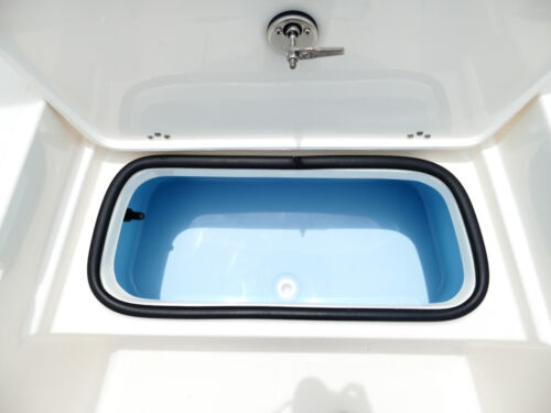 2026 Pioneer 220 Bay Sport Center Console Boat 76F