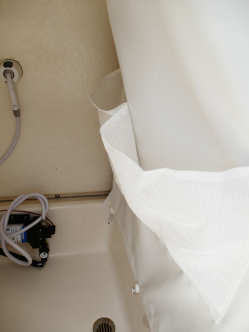 2026 Pioneer 220 Bay Sport Center Console Boat 76F