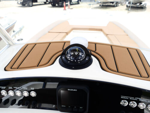2026 Pioneer 220 Bay Sport Center Console Boat 76F