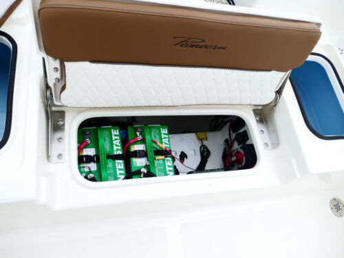 2026 Pioneer 220 Bay Sport Center Console Boat 76F
