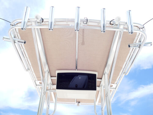 2026 Pioneer 220 Bay Sport Center Console Boat 76F