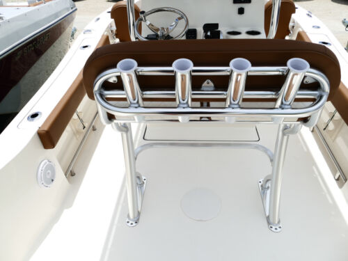 2026 Pioneer 220 Bay Sport Center Console Boat 76F