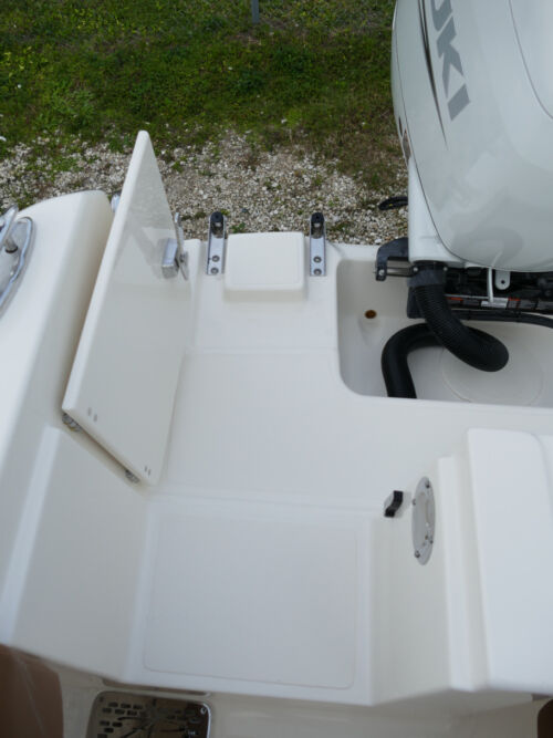 2026 Pioneer 270 Pelagic Center Console Boat 998a