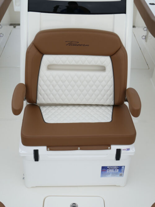 2026 Pioneer 270 Pelagic Center Console Boat 998a