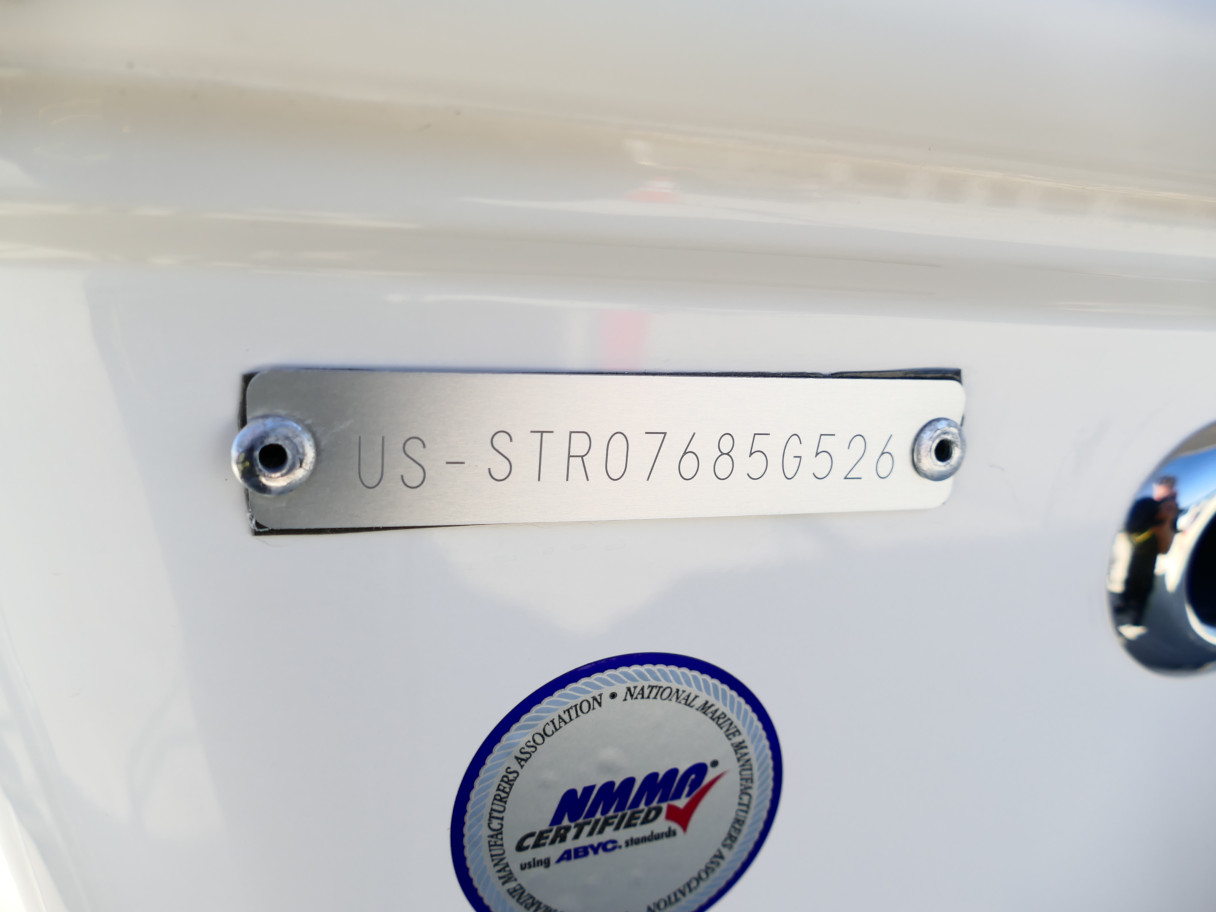 2026 Starcraft SVX 211 OB Deck Boat Carolina Blue #85G